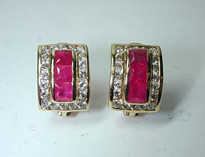 2.22ct Ruby and Diamond Earrings 14kt yellow gold JEWELFORME BLUE