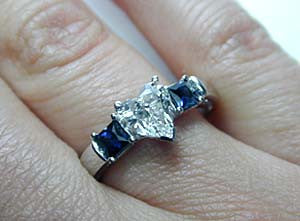 2.58ct D-VVS2 Heart Shape Diamond & Sapphire Engagement Ring GIA certified 18kt White Gold JEWELFORME BLUE