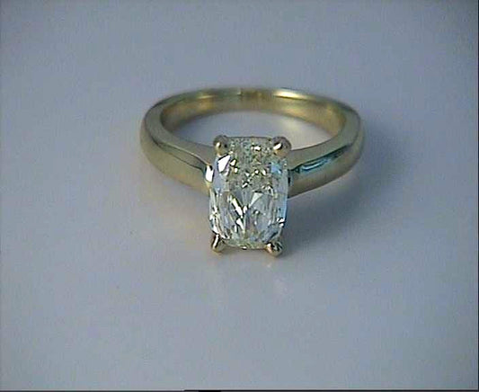 2.72ct F-SI1 Cushion Cut Diamond Engagement Ring EGL certified 18kt yellow gold JEWELFORME BLUE
