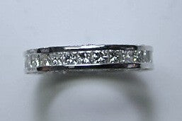 2.02ct Princess diamond Eternity Wedding Ring Band 18kt white Gold JEWELFORME BLUE