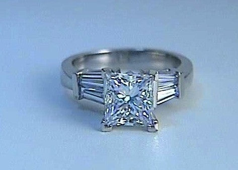 2.65ct Princess Diamond Engagement Ring 18kt white gold GIA certified