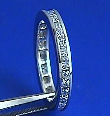 1.95ct Princess diamond Eternity Wedding Ring Band 18kt white Gold JEWELFORME BLUE