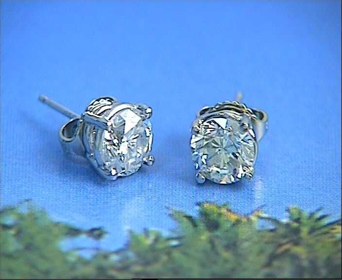 3.02ct F-SI1 Diamond Earrings studs 18kt white Gold JEWELFORME BLUE 900,000 GIA EGL certified diamonds