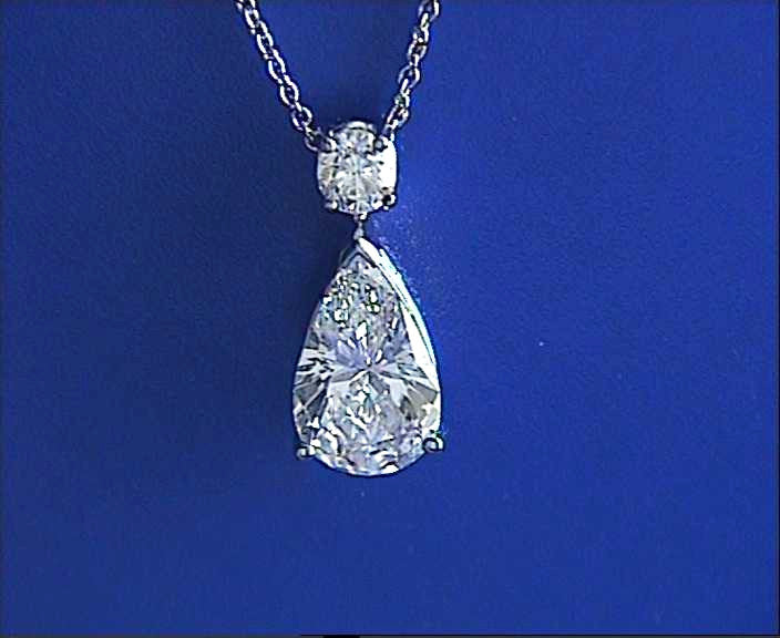 1.70ct G-SI1 Pear Shape Diamond Pendant Necklace GIA certified JEWELFORME BLUE