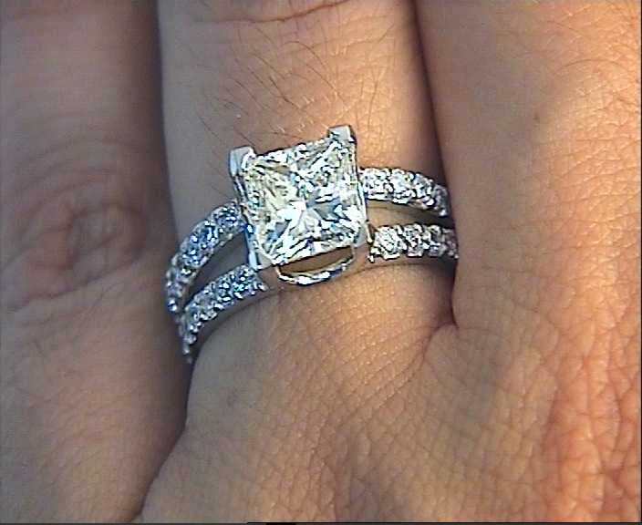 2.20ct J-VS2 GIA Princess Diamond Engagement Ring 18kt JEWELFORME BLUE GIA certified