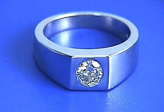 0.90ct Round Diamond Men's Ring JEWELFORME BLUE 18kt White Gold