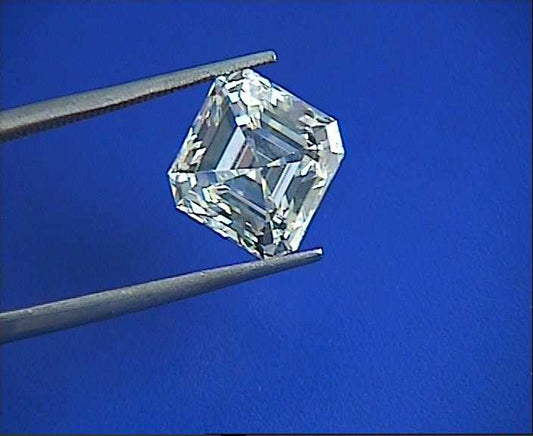 7.19ct J-VS1 GIA certified Asscher diamond JEWELFORME BLUE