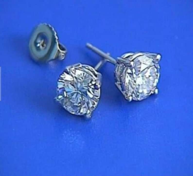 1.24ct 18kt Diamonds studs Earrings G VS Round Cut Diamond Studs Earrings 18kt White Gold