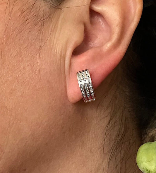 0.75ct 18kt Genuine diamonds F-VS Round Cut Diamond Hoops Huggies Earrings 18kt