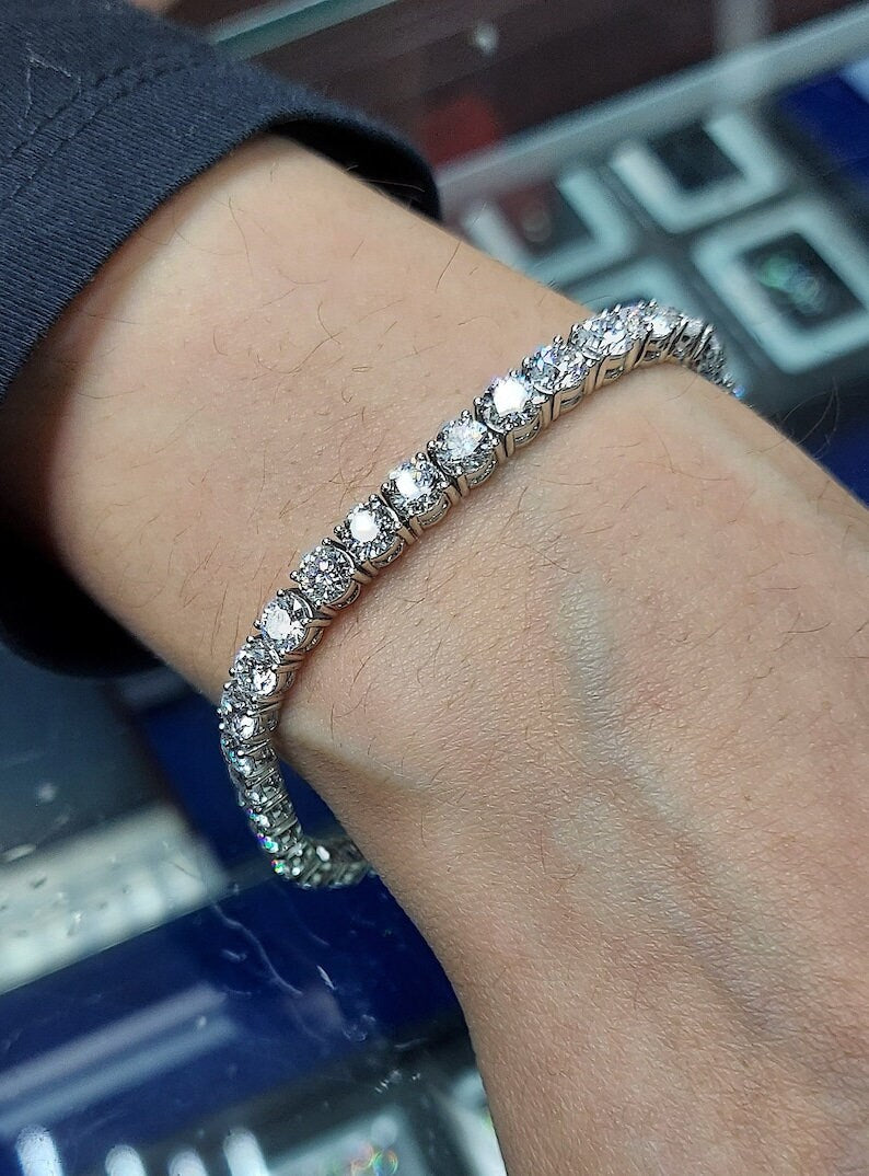 Platinum 8.04ct Diamonds Tennis Bracelet G VS 1/5ct each Diamond