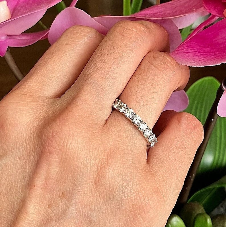 18kt 2.79ct Diamond Eternity Wedding Ring Band 18kt White Gold size 6.5